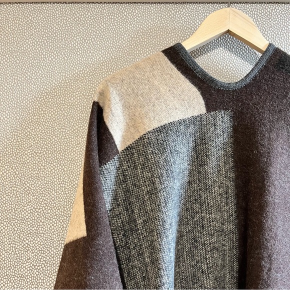 OS Do Everything In Love Blanket Poncho - Picture 5 of 7